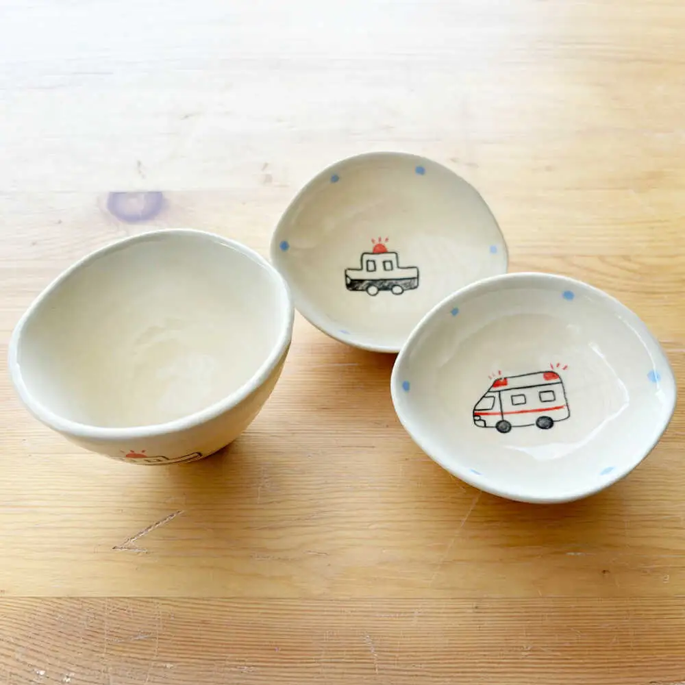 【瀬戸焼】子供用食器5点セット（パトカー・救急車） 【窯元SOUSEN】[BBCQ004]子ども食器 ギフト