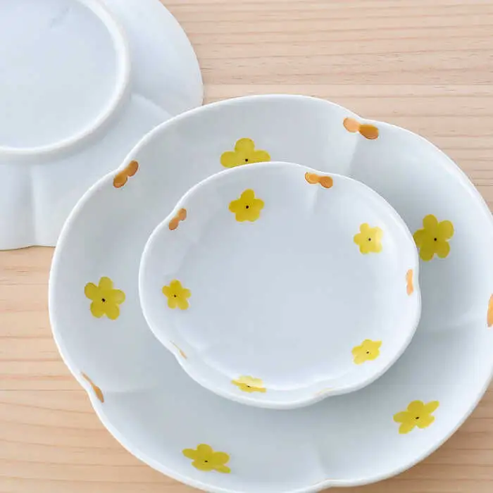 【波佐見焼】花★花 プレート 大・中・小 ミニ マグカップ 4点セット （黄色） 食器 皿【松幸陶芸】[HB54] 波佐見焼