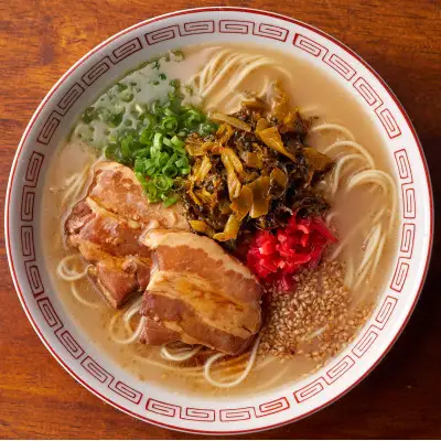 新・厚切り角煮入り博多ラーメン5人前【ラーメン とんこつ とんこつラーメン 麺 食品 加工食品 人気 ご当地 博多 グルメ お土産 おすすめ 福岡県 筑前町 送料無料 CD004】