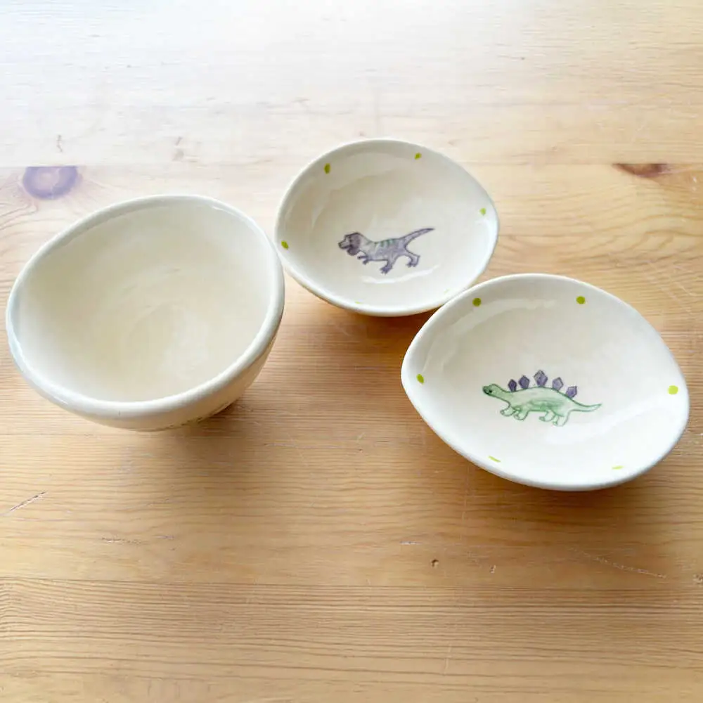 【瀬戸焼】子供用食器5点セット（恐竜）【窯元SOUSEN】[BBCQ007]子ども食器 ギフト