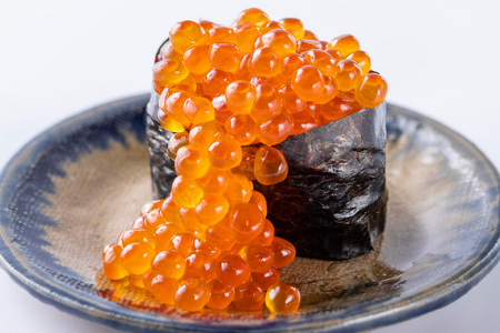 北海道 日高産 いくら 醤油漬 500g ( 250g × 2パック )