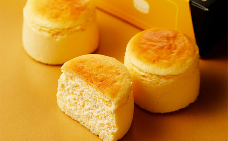 小山チーズ＋焼き菓子詰め合わせ エスコヤマ コヤマ スイーツ パティシエエスコヤマ ギフト 焼き菓子 チョコレート チーズケーキ スフレ 歳暮 歳暮 人気 おすすめ 送料無料 兵庫県 三田市
