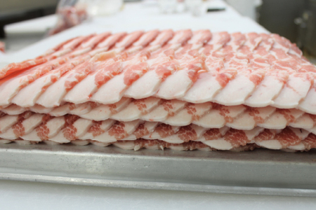 九州産豚切り落とし　2.4・（300g×8P 国産 豚肉 切り落とし 真空包装 冷凍 送料無料 切落とし 豚肉切落とし 九州産豚肉切り落し 豚肉 )