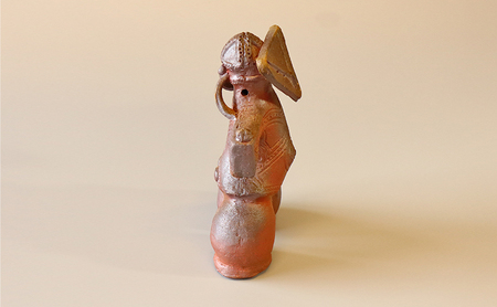土偶 国宝土偶「仮面の女神」（長野県　茅野市尖石縄文考古館蔵）【備前焼 東児の花窯】 