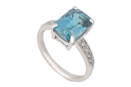 【一点もの】ブルージルコン（5.42ct）ダイヤモンドプラチナリング　R92　K05148-H