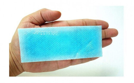 冷凍庫用熱さまシートストロング 大人用 12枚×6箱セット【小林製薬】 発熱 頭痛 歯痛 打ち身 暑さ対策に