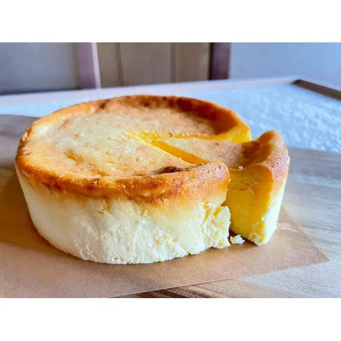 【京都チーズケーキ博物館】カマンベールのニューヨークチーズケーキ（プレーン）