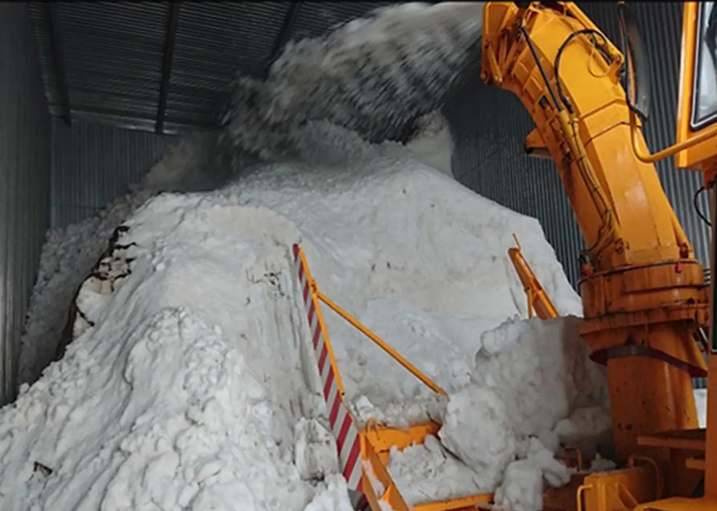 【令和８年 新米】脱気タイプ【定期便5kg×3回】雪室貯蔵米 塩沢産 従来コシヒカリ　|  コシヒカリ
