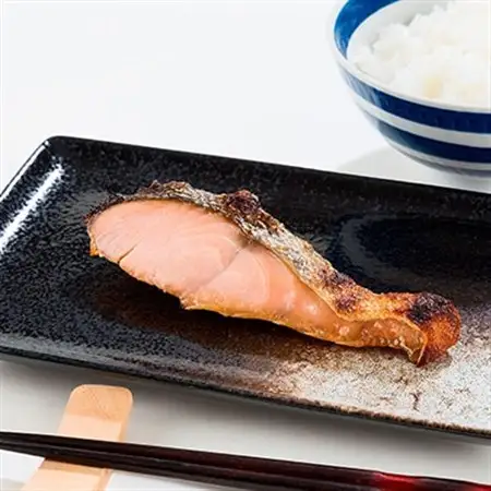 三陸の伝統的な製法でつくる寒風干し鮭 切身セット(150g×3パック)_魚介・海産物 鮭・サーモン 鮮魚 さけ サケ さーもん_【配送不可地域：離島】【1513682】