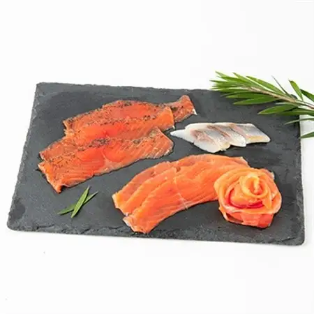 美味しすぎて大人気!サーモンとニシンで豪華な食卓!～ワインの薫り3点セット～_魚介・海産物 鮭・サーモン 鮮魚 さけ サケ さーもん  魚介・海産物   _【配送不可地域：離島】【1287525】