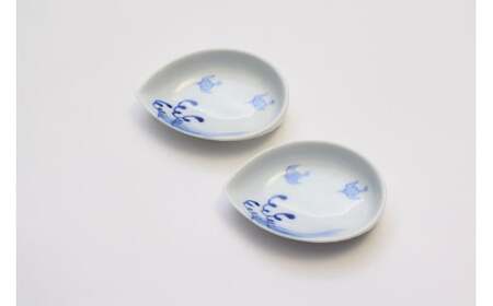 有田焼 染付波千鳥 刺身皿・組千代口【深川製磁】食器 器 うつわ 食器セット 皿 刺身皿 醤油皿 小皿 鳥 千鳥 染付 食洗機対応 aa049