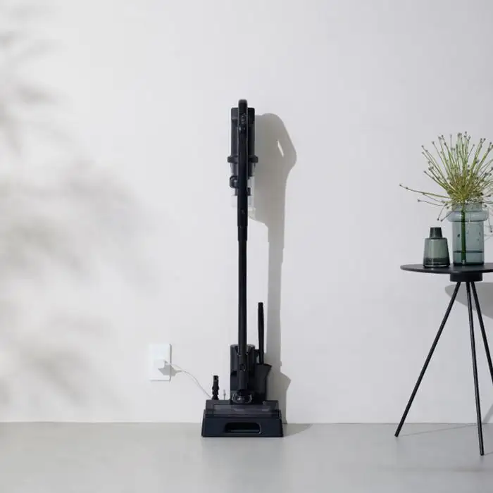 掃除機 充電式サイクロンスティッククリーナー コードレス サイクロン式 置くだけで充電 自走式 アイリスオーヤマ パワフル パワーヘッド SCD-185PM-Bブラック