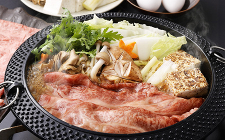 遠州夢咲牛 肩・肩ロース すき焼き用 約500g×1パック 【ブランド牛】 お肉 肉 牛肉 和牛 すき焼き 冷蔵