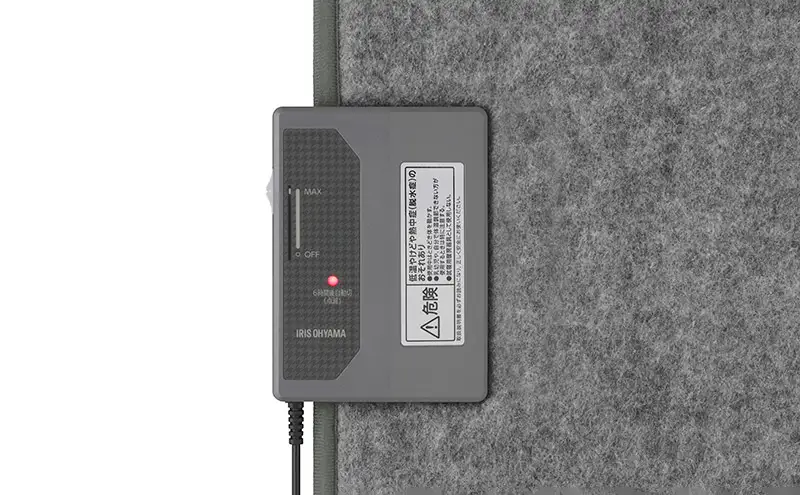 パネルヒーター 折りたたみ デスクパネルヒーター APH-16B-H アイリスオーヤマ 省エネ ヒーター 折り畳み 暖房 デスクワーク 寒さ対策 コンパクト スリム 足元 安全 自動OFF 冬物家電 モスグレー