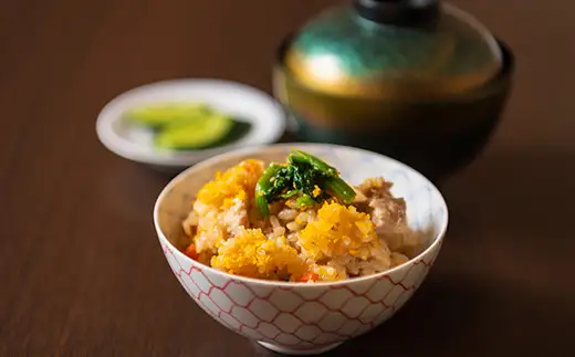割烹仕込み 比内地鶏の炊き込みご飯 3個セット　45P5702【割烹美さわ】