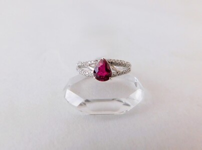 【ふるなび限定】【一点もの】Pt900　NNルビー（1.05ct）ダイヤモンドリング　K48　K06089-H　FN-Limited-SP