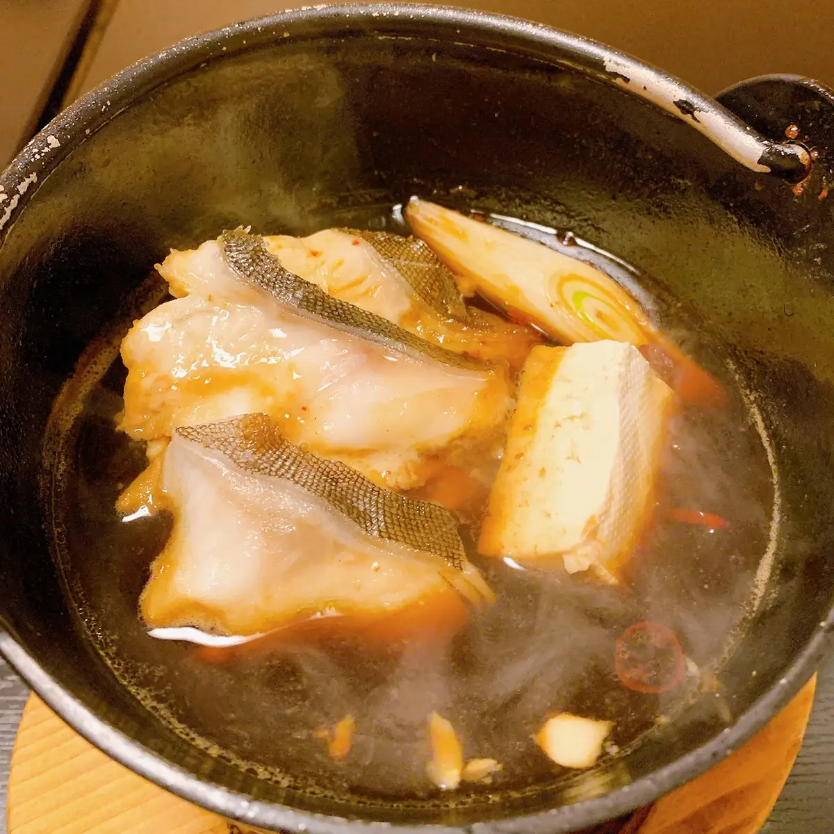 奥尻島産 ほっけのしゃぶしゃぶ 2人前 (300g) 叶寿司 | ほっけの半熟 ホッケ しゃぶしゃぶ 新鮮 名物料理 貴重 旬 急速冷凍 鮮度 | 北海道 奥尻町 送料無料