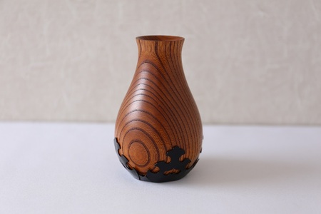 SP0010　酒田船箪笥　製造技術を活かした酒器（ぐい呑み・徳利セット）