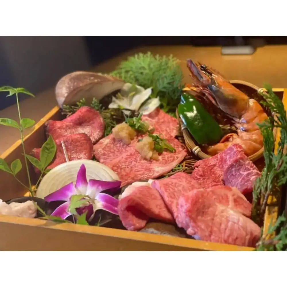 【炭火焼肉 なのはな 】ペアディナーお食事券　割烹コース（お一人様11,000円（税サ込））＜2名様分＞（ぐるなびセレクション）
