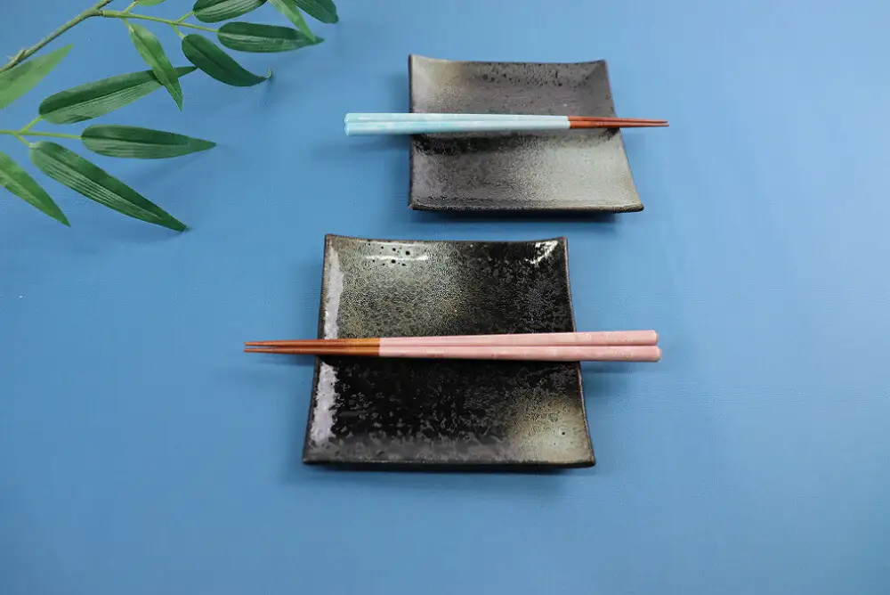 【食洗器対応・滑り止め加工済】若狭塗箸 『本漆美麗桜貝ちらし』 桐箱2膳入 [BFAL012]