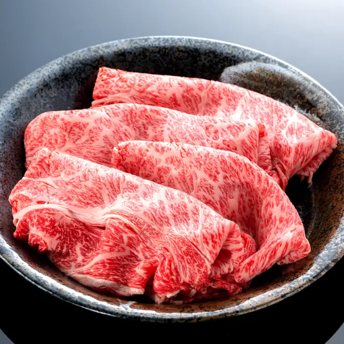 【A5】鳥取和牛肩ローススライス 500g【A5等級 肩ロース スライス 鳥取和牛 すきやき すき焼き ご自宅用 ギフト 熨斗 プレゼント お取り寄せ グルメ 冷凍】