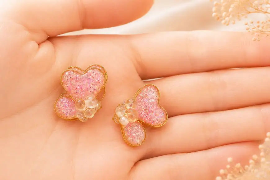 さくら貝 Kakera シリーズ パピヨン ピアス イヤリング