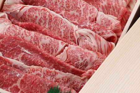 黒瀬牛 すき焼きしゃぶしゃぶ用 1kg【配達不可：北海道・沖縄・離島】