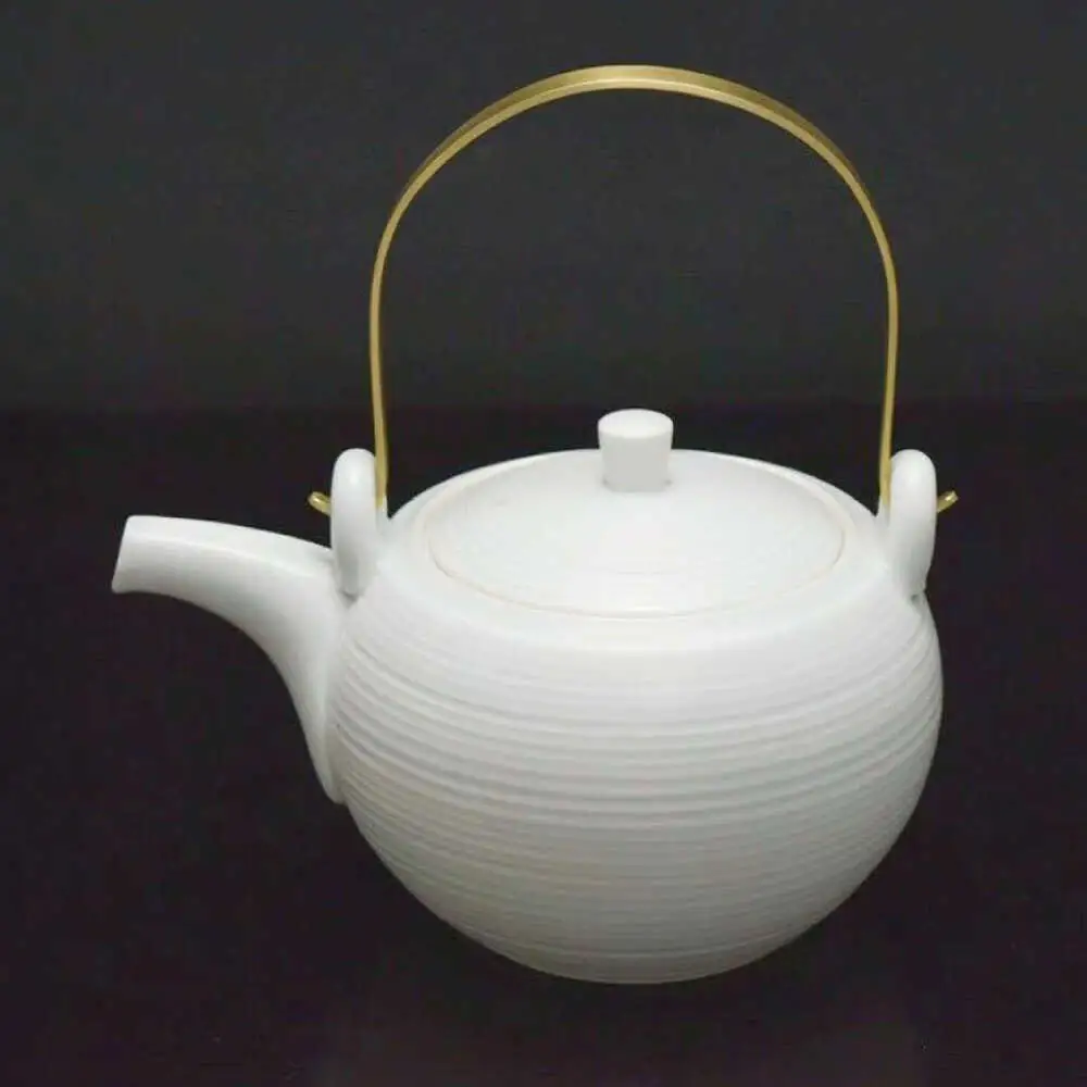 極みの茶器 土瓶 / 茶器 急須 ティーポット ホワイト / 諫早市 / 長谷川陶磁器工房 [AHBC010]