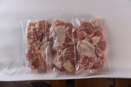 宮崎県産鶏モモ肉 合計3.3kg国産 九州産 宮崎県産 もも 鳥もも 炒め物 唐揚げ チキン 洋食 和食 中華 カレー 料理 普段使い 使いやすい カット済み 一口 揚物 煮物 煮込み 漬け込み おかず 作り置き 弁当 冷凍 小分け 個包装