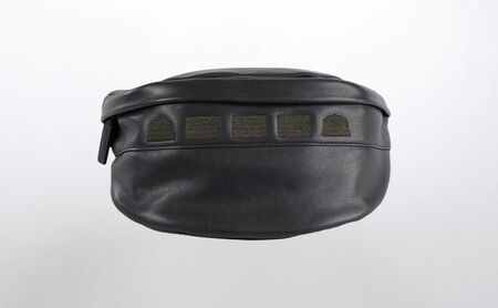 防水革 キャッスルボディバッグ ダークグレー イエローベージュ レザー メンズ レディース ユニセックス レザーバッグ 本革 日本製 職人手づくり 姫路市 兵庫県 Dark Gray