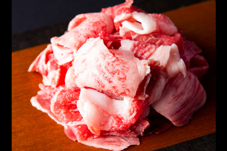 【定期便3ヶ月】合計約1.3kg！大場の「A5ランク」米沢牛が3ヶ月連続で届く！スライス・切落し肉定期便（ももスライス、サーロインスライス、切落し）_B130