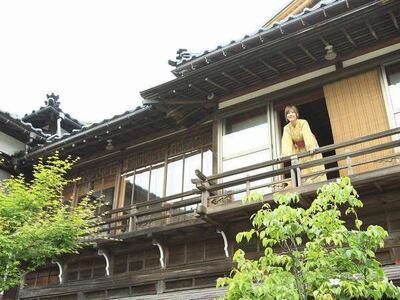 和倉温泉 大正ロマンの宿 渡月庵(一泊二食)2名様ご宿泊券/グルメＳＰ！『遥（はるか）』コース◇