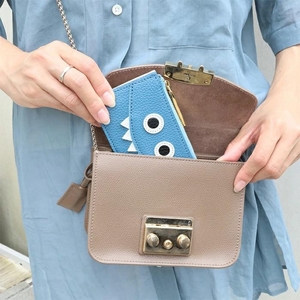 【モンスターフラグメントケース/全20色】思わず誰かに見せたくなる/身軽に時短決済♪最薄/最軽量のスマート財布 ミニ フラグメントケース カードケース 名刺入れ スリム レディース メンズ ビビッドピンク