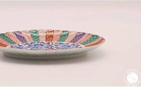 有田焼 染錦祥瑞菊割楕円皿【深海三龍堂】和食器 和風 お皿 オーバル プレート ジャポニスム 高級感 陶磁器 伝統工芸 金襴 35000円 3.5万円 ay078