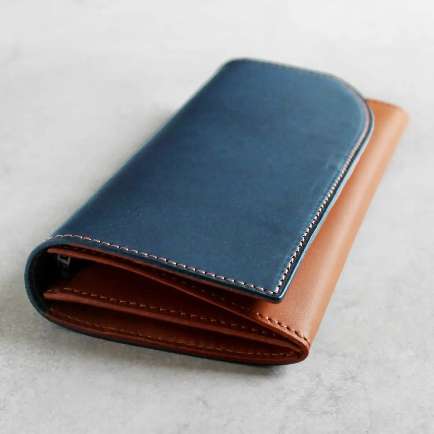 tanikoオリジナル バイカラー長財布(紺×赤茶） ウォレット 財布 [AXAP014]