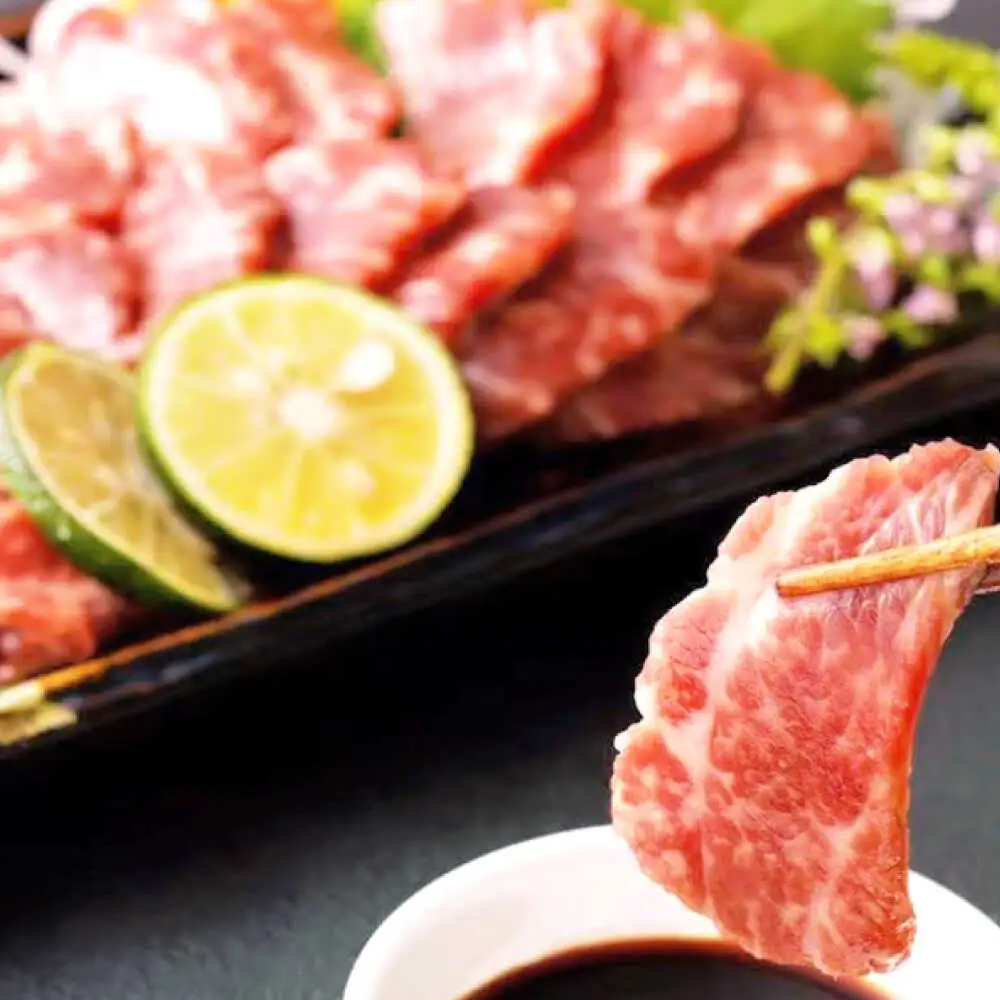 熊本 馬刺し 霜降り (中トロ) 計約300g(約50g×6個)馬刺し[AYAN031]
