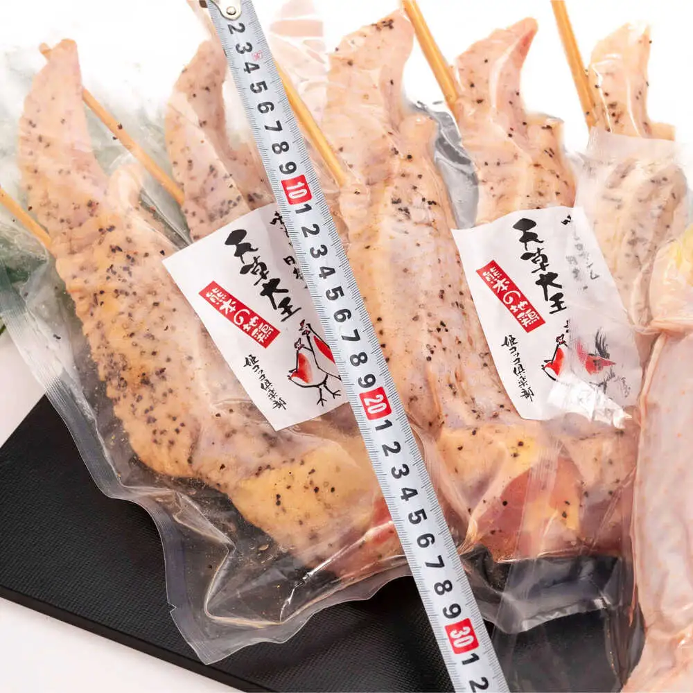 天草大王【山賊セット】幻の鶏 キャンプ BBQ 骨付き もも肉 約800g!! 大手羽先 3本×2セット 鶏肉[AYAN035]