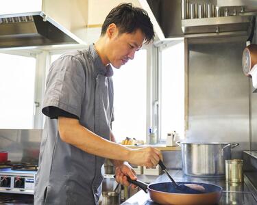 島cuisine あーすん　琉球在来黒豚　アグーハンバーグ2個入り