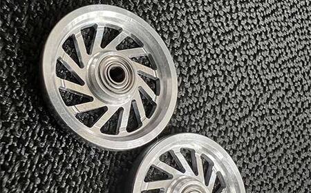 タミヤ ミニ四駆用 ベアリングアルミローラー（切削加工品）アルミローラーセット 19ｍｍ H795262 ミニ四駆 アルミローラー 東原工業所 岐阜県 中津川市 F4N-1893
