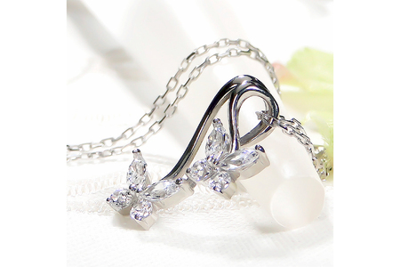 ネックレス プラチナ Pt900 ダイヤモンド 0.5ct 蝶 モチーフ ペンダント レディース ちょうちょ バタフライ ジュエリー ダイヤ 【f280-d-pt】
