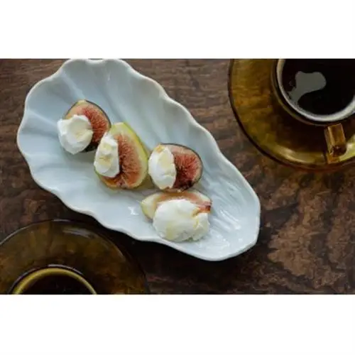THE FIG ～皮ごと食べれるいちじく～　300g×4パックセット【配送不可地域：離島】【1644926】