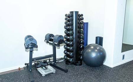 釧路市の冷涼な気候でトレーニング！パーソナルトレーニングチケット（60分1回）ジム gym 健康維持 ダイエット 運動習慣 筋トレ リフレッシュ 北海道 F4F-8438