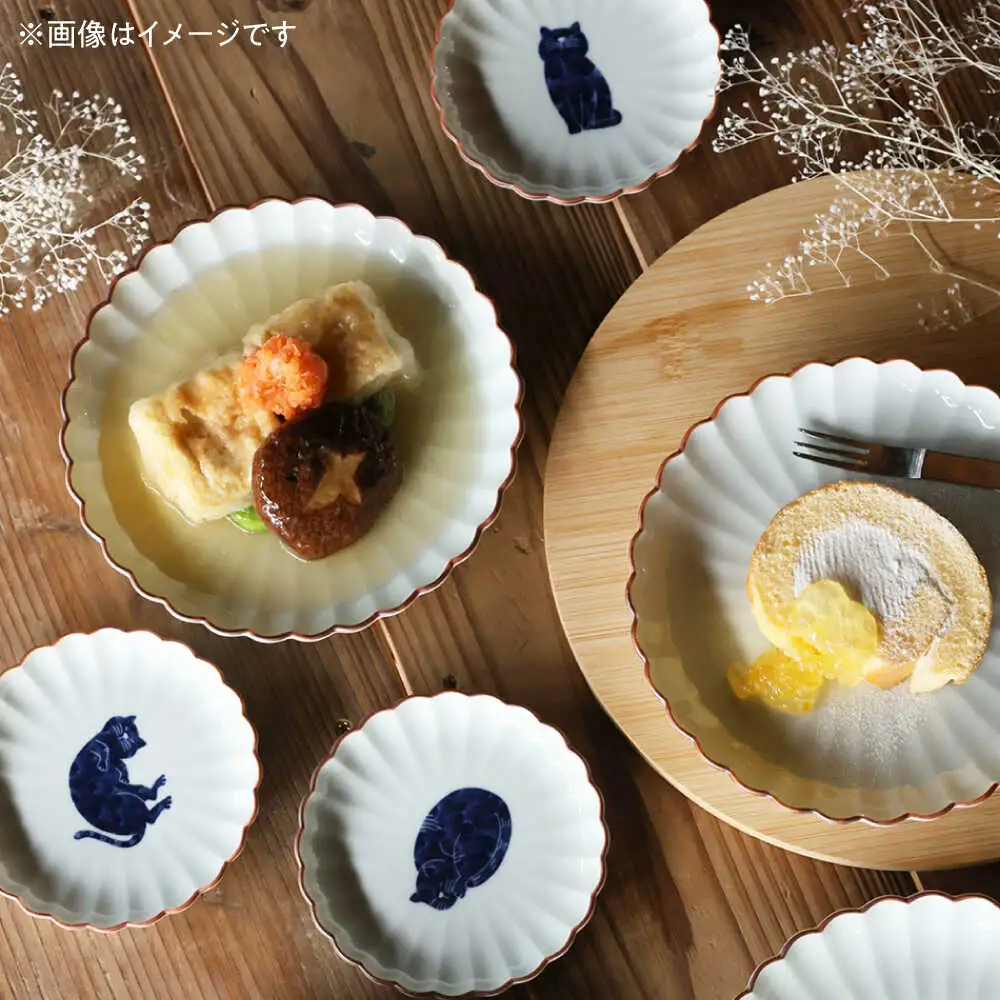 【波佐見焼】呉須猫 小皿 〈背伸び〉 3点セット 食器【西海陶器】[OA476]