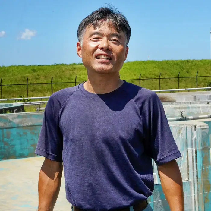 日野川育ちの「夏香鮎」瞬間冷凍1kg(約12～14尾）【鮎 冷凍 1kg 国産 アユ あゆ 魚 魚介 海鮮 養殖 川魚 塩焼き 甘露煮 煮凝り 素揚げ 天ぷら 鳥取県 日吉津村 日野川 日本海】