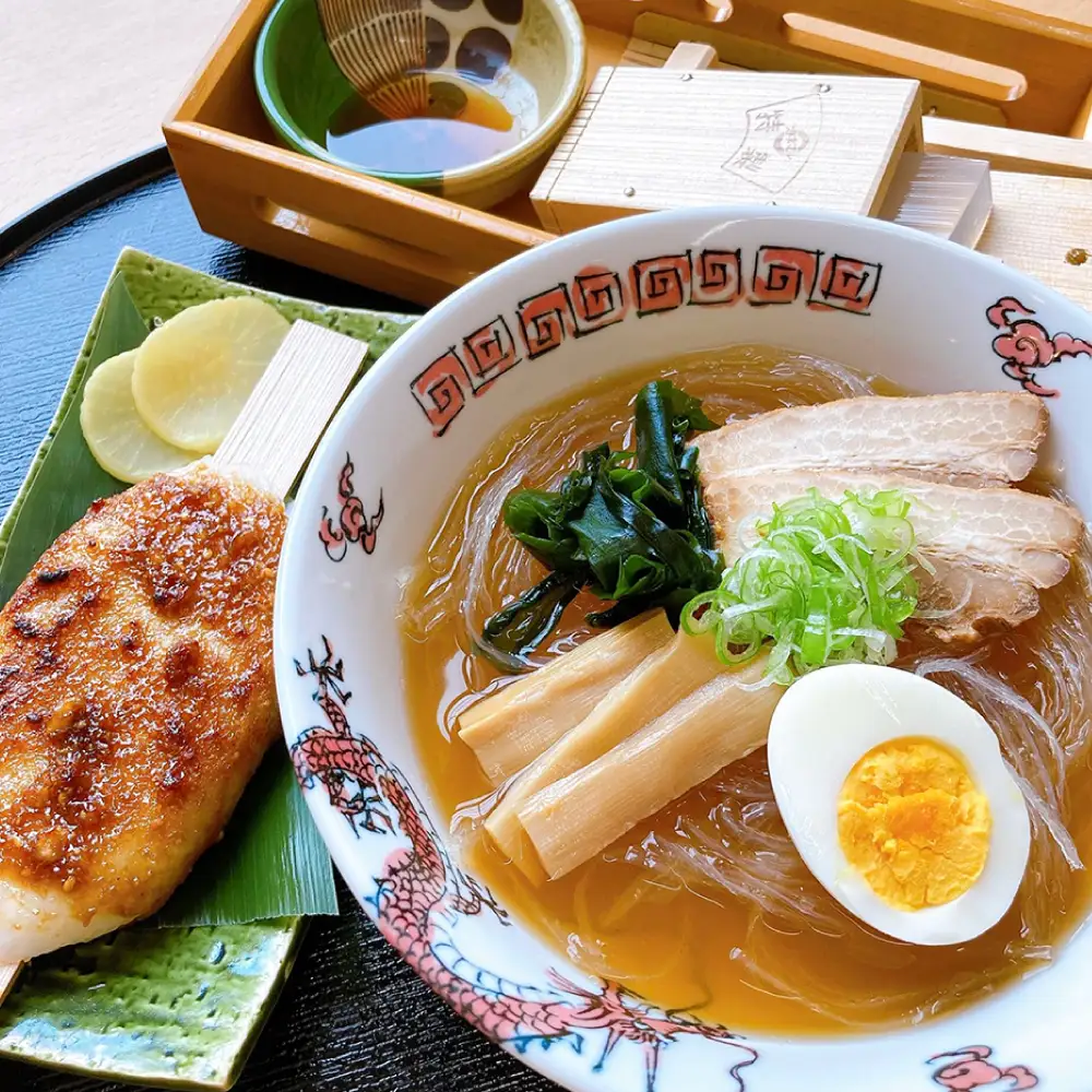 寒天らーめんセット しょうゆ味10食・とんこつ味5食 計15食 / 恵那市 / 山岡駅かんてんかん [AUBB004]