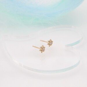 K18 0.24ct ダイヤモンド ピアス　FFP-000345