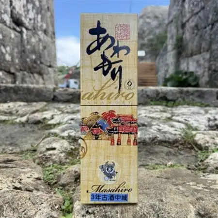 【琉球泡盛・まさひろ酒造】中城 3年古酒30度 4合瓶 720ml【1686903】