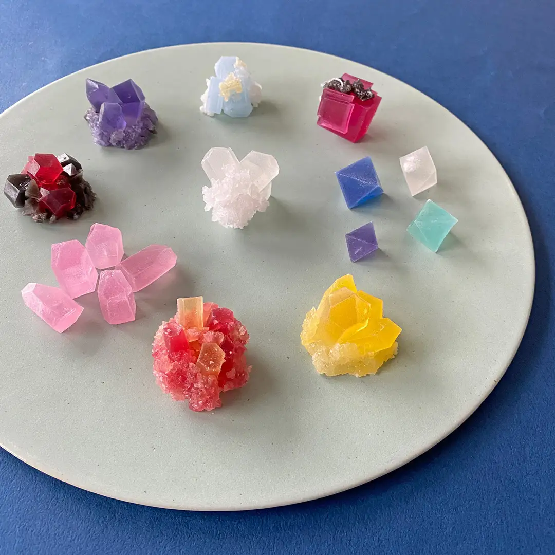 和菓子 こうぶつヲカシ 琥珀糖 2種 九州のこうぶつヲカシ100g より鉱物なこうぶつヲカシ110g 食べ比べ セット C ハラペコラボ 鉱物 宝石 菓子 お菓子 スイーツ デザート おやつ ご当地 ご当地スイーツ 人気 有名 ヲカシ お土産 博多 九州 福岡市