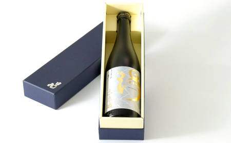 【箱入り】未来酒～大潟村のお米を使った日本酒～4合瓶(720ml)×6本【配送不可地域：離島・沖縄県】【1668255】