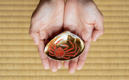 蛤飾り「松葉蟹図」_T2600413
